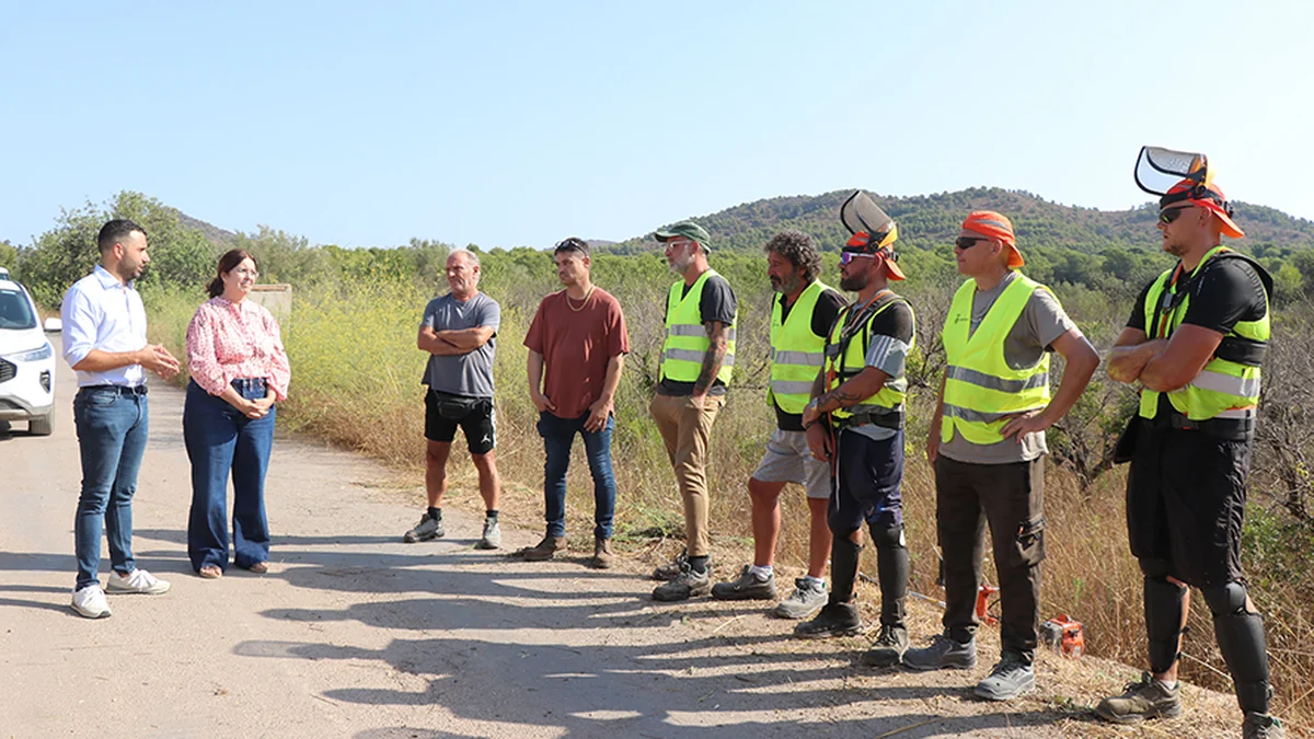 Las brigadas rurales de Sagunto refuerzan la limpieza forestal y mejoran caminos agrícolas