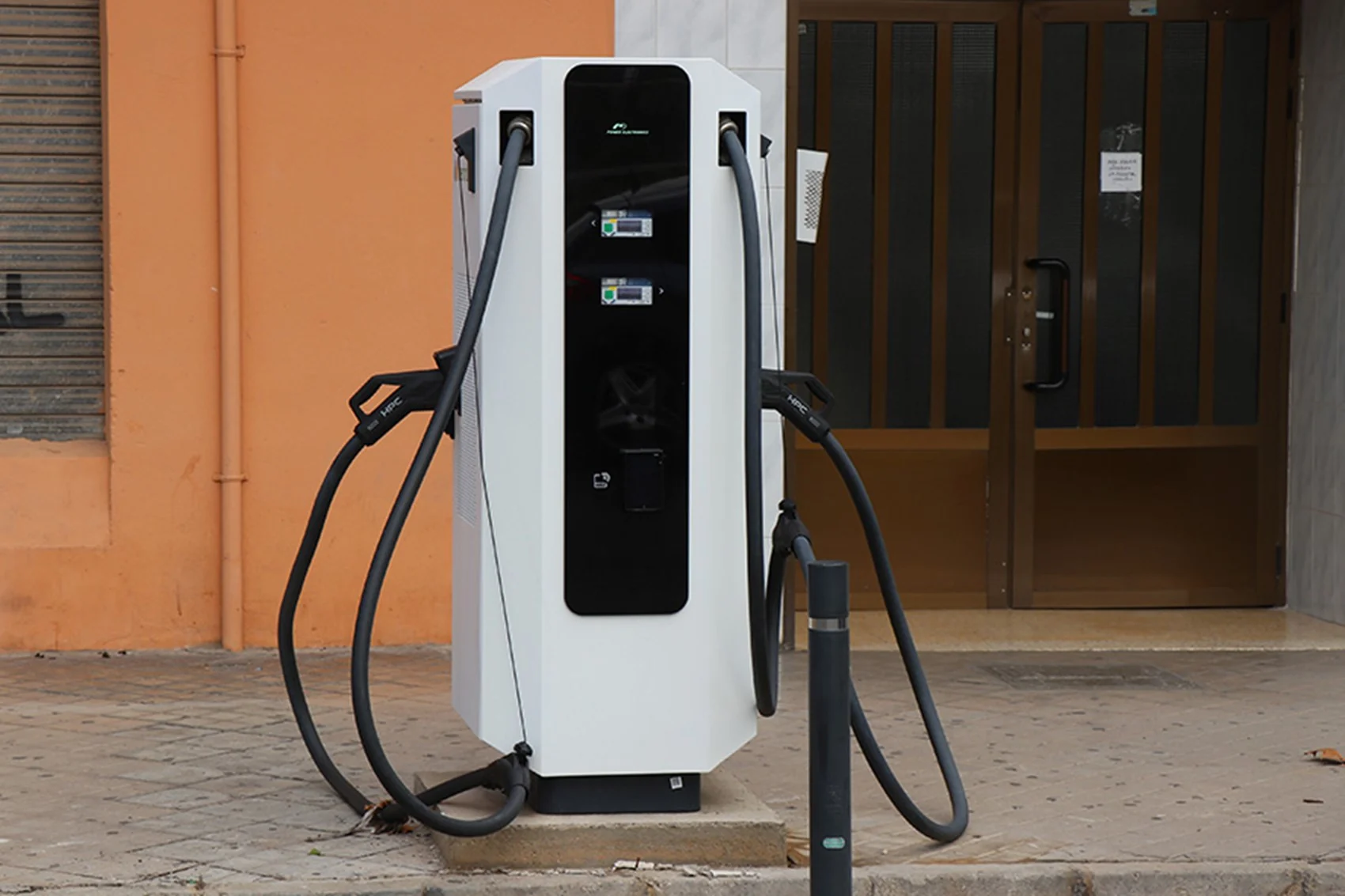 Presentación municipal del estado de los cargadores eléctricos públicos de Sagunto