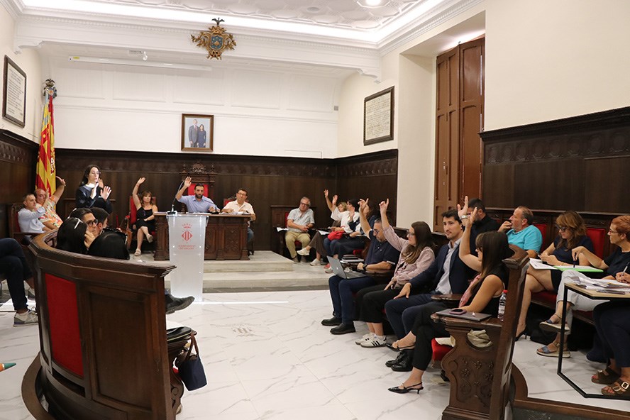 Sesión del Pleno del Ayuntamiento de Sagunto en la que se aprobaron las cuentas de 2027